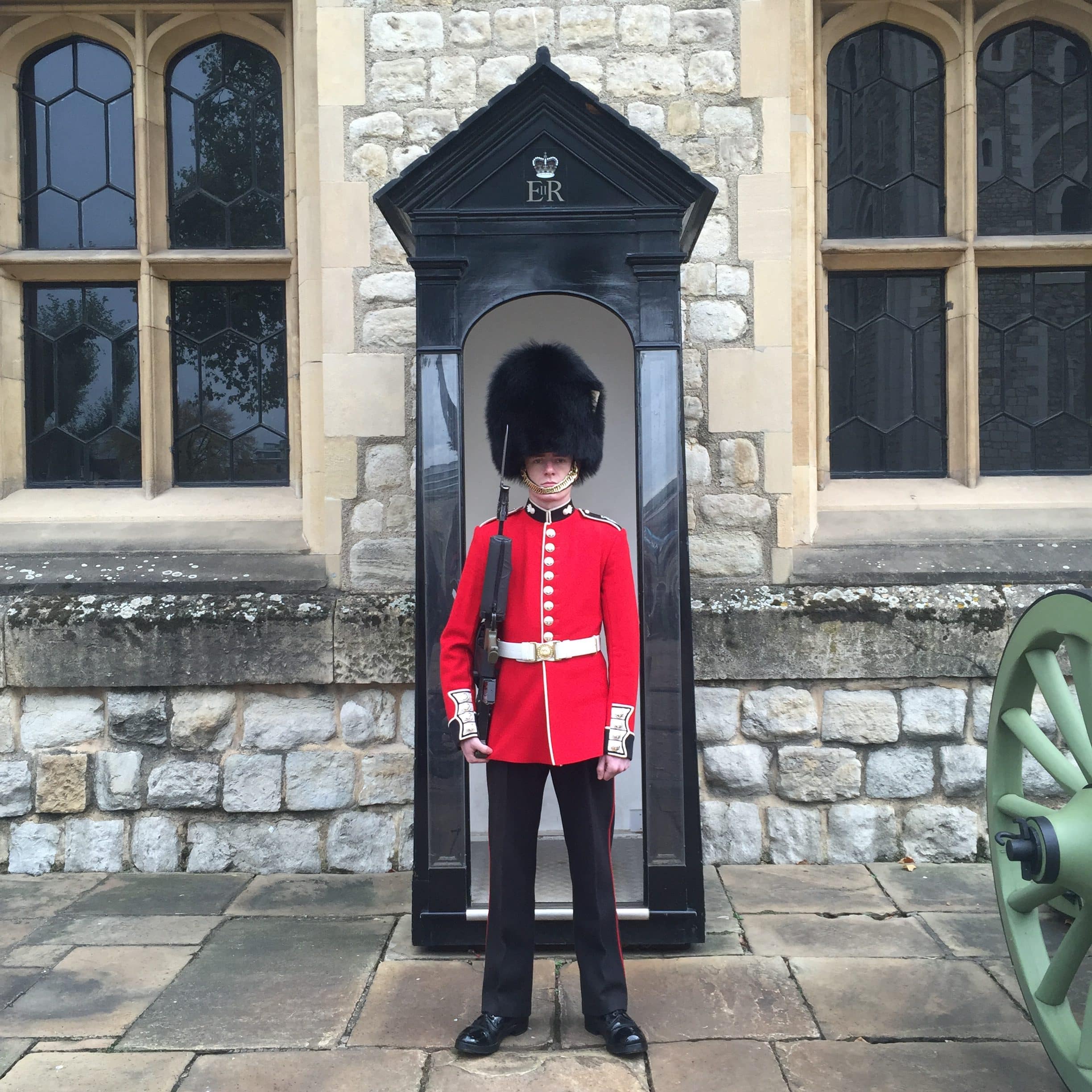 The Most Instagram-Worthy Spots in London I THE GUARDS AT TOWER OF LONDON