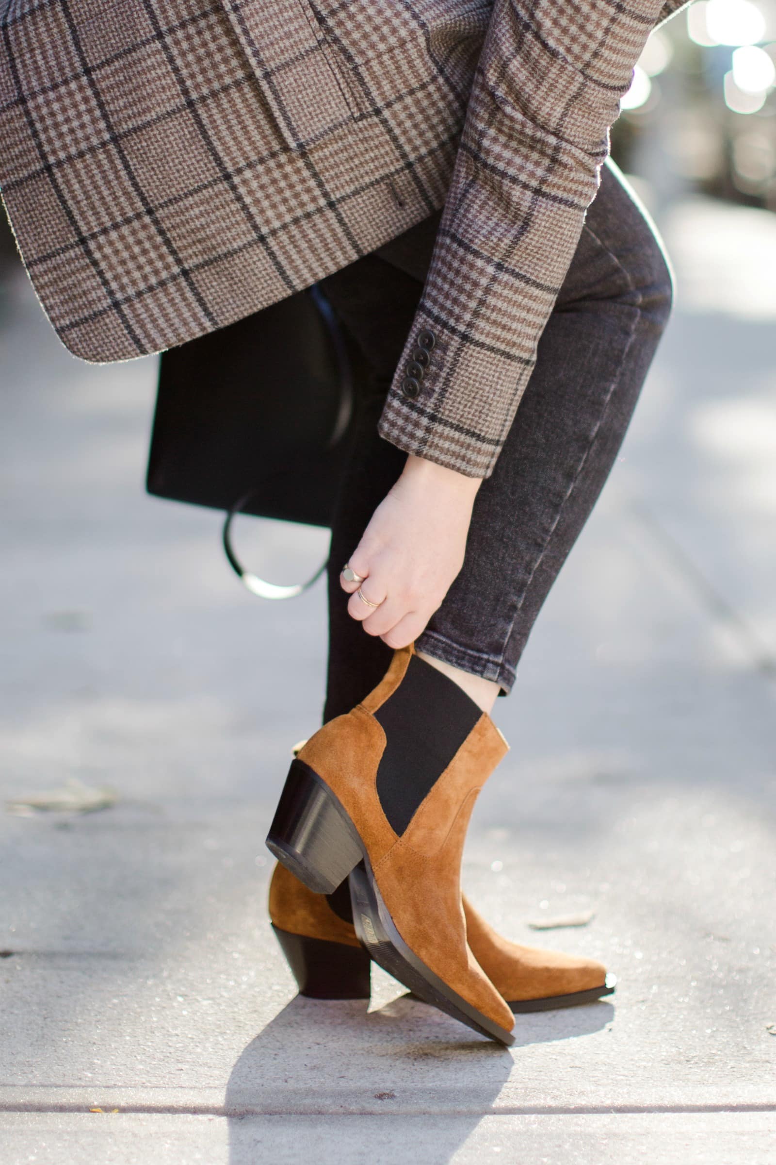 Everlane Boots and Blazers I FALL/WINTER WARDROBE STAPLES