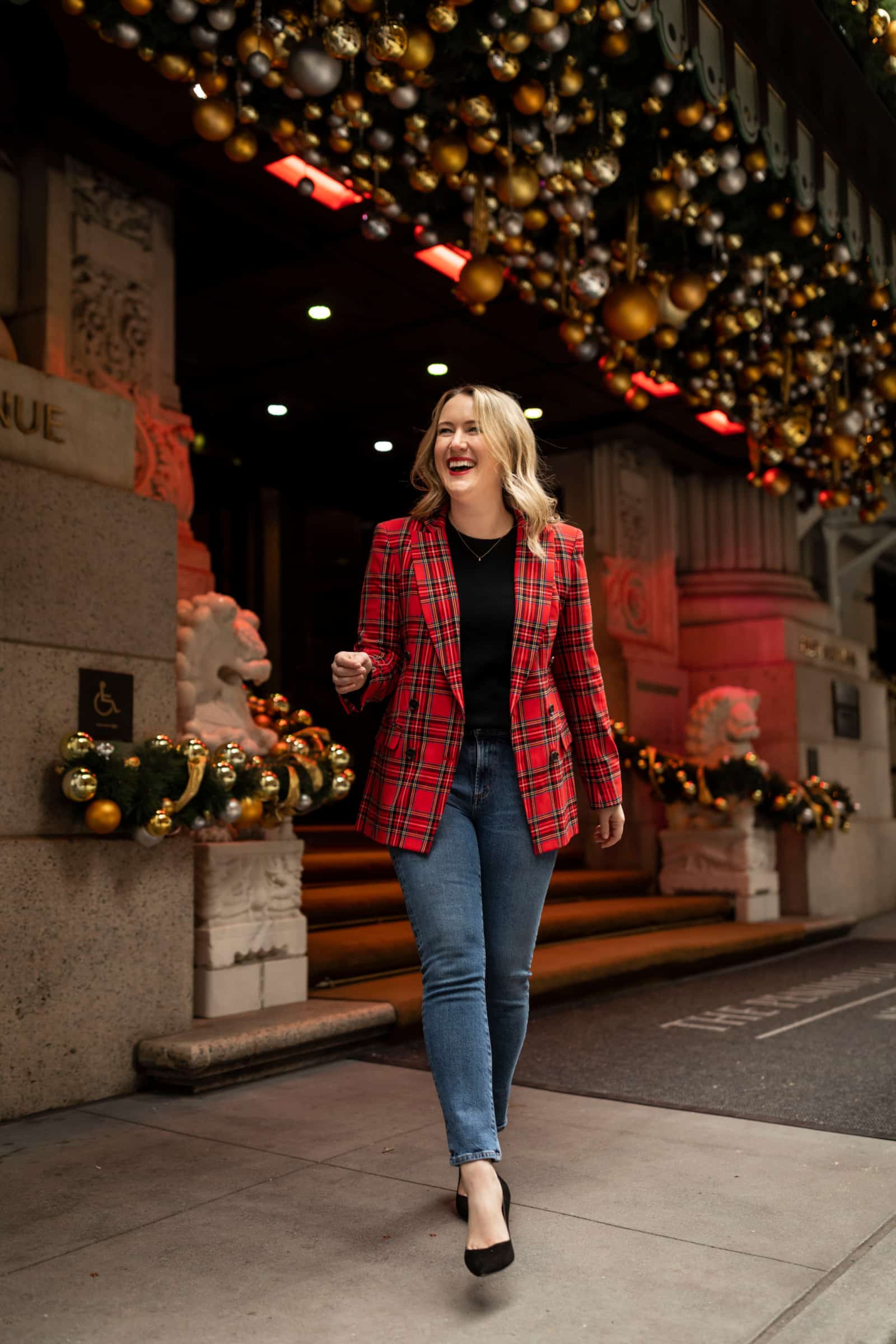 Holiday outfit in New York City with Plaid Blazer