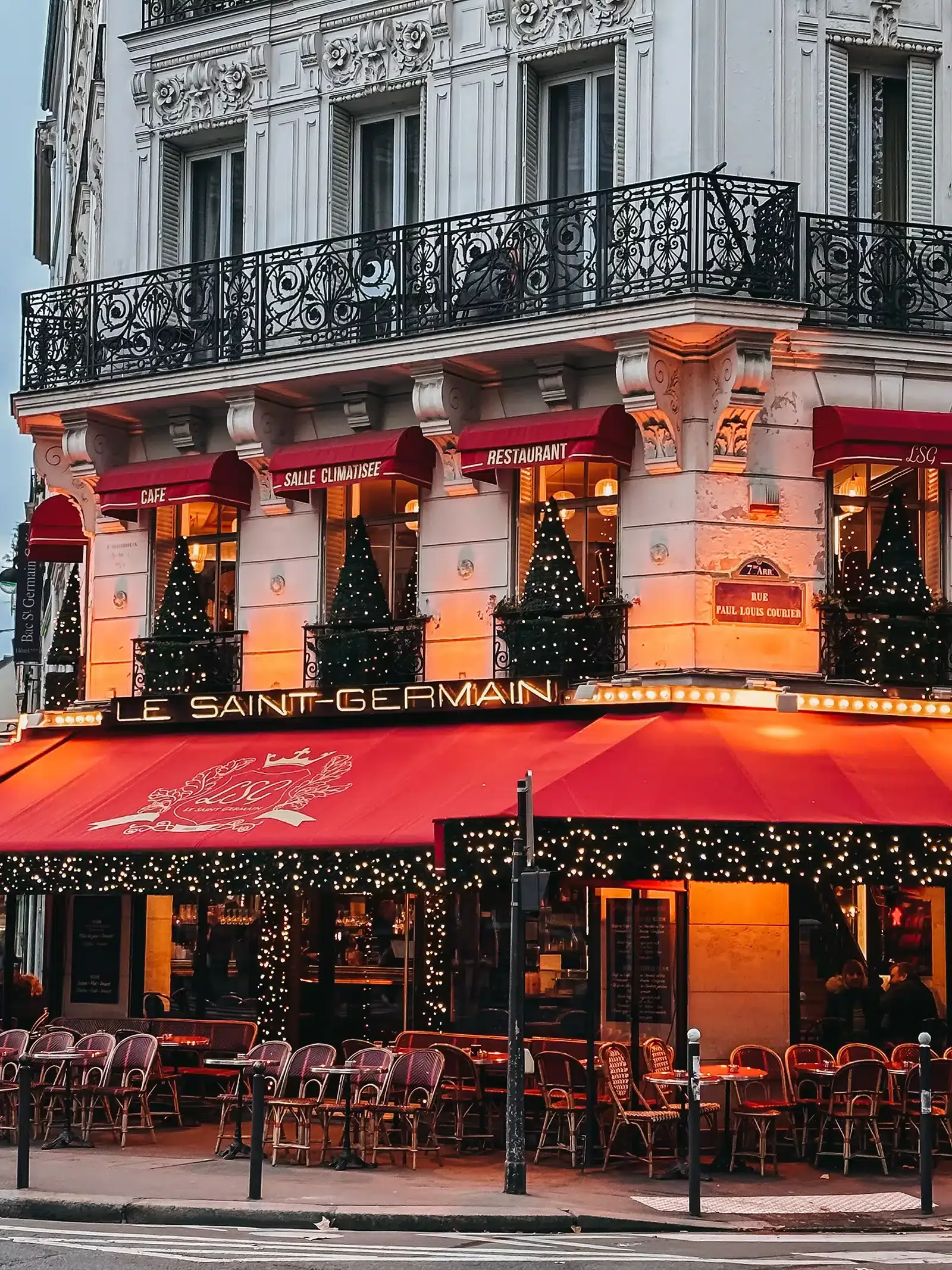 Le Saint Germain Paris Cafe at Christmas
