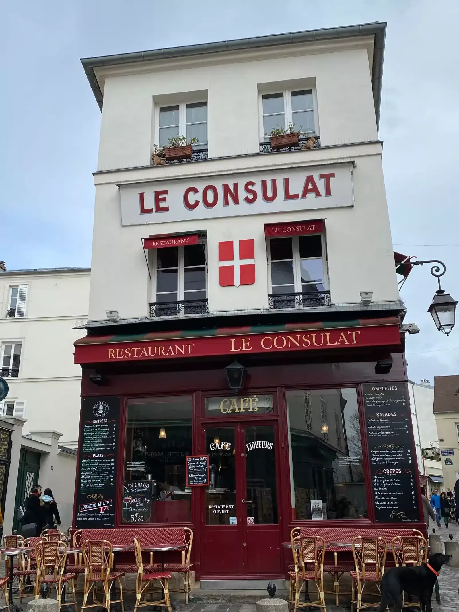 Le Consulat Cafe Montmartre 