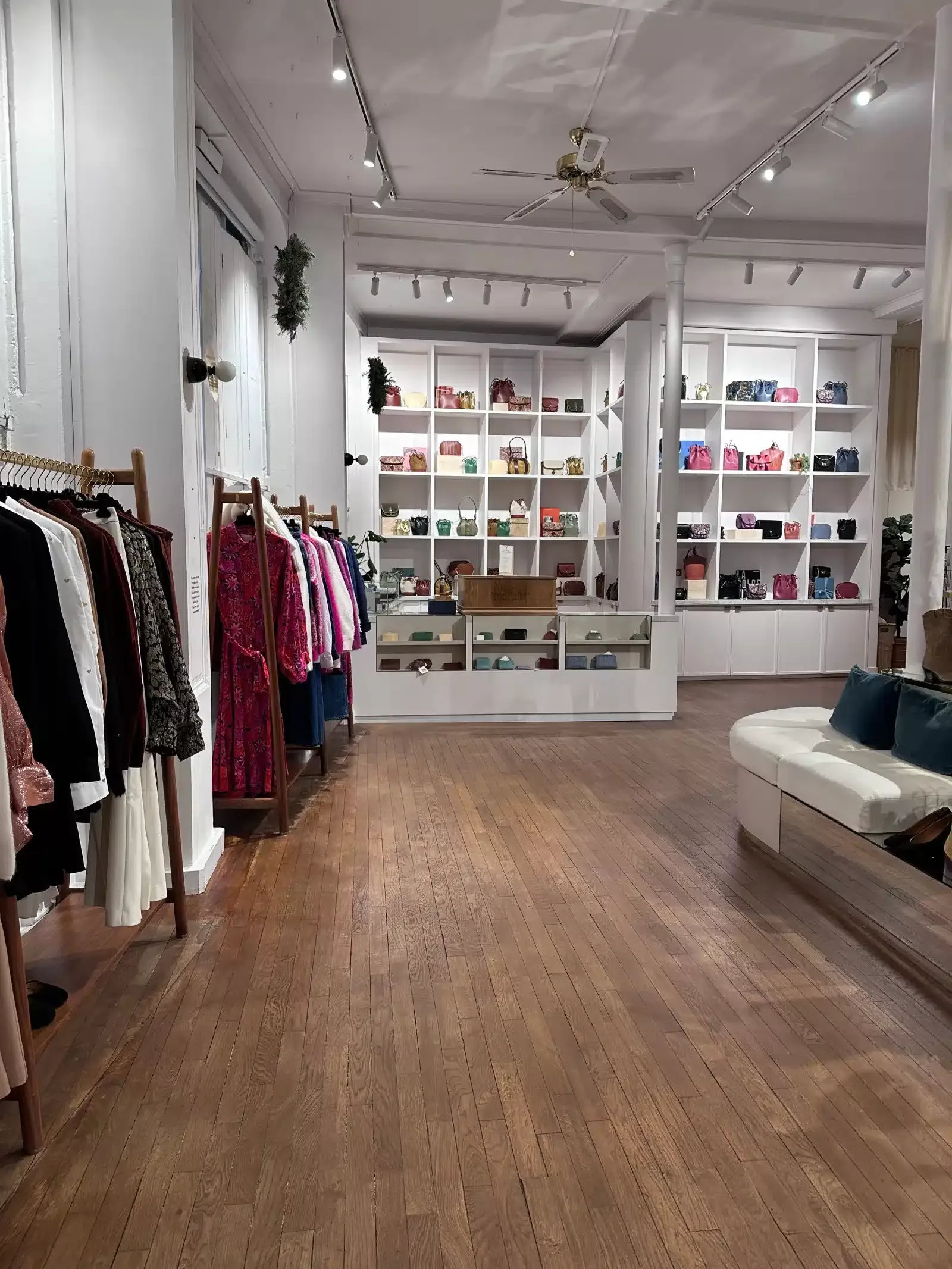 Paris 2nd Arrondissement Guide