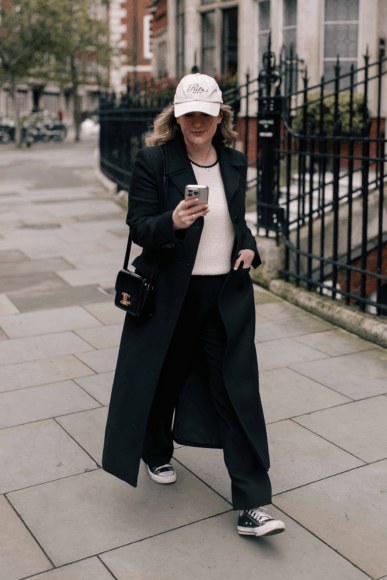 Meghan wearing a Ritz paris baseball cap