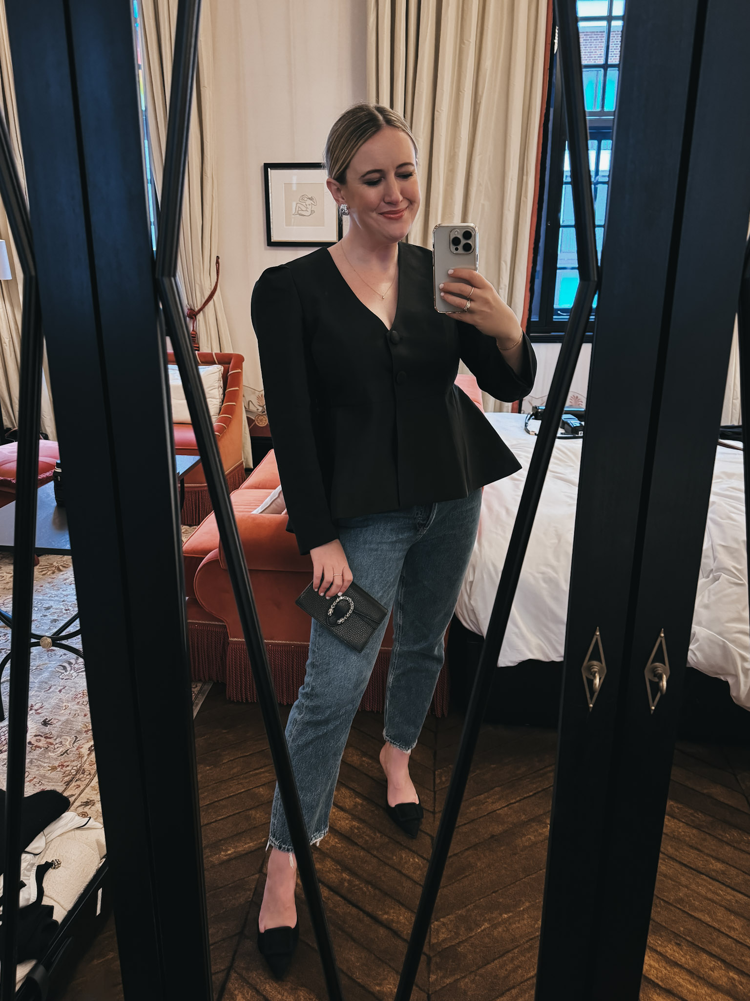What to Wear in Paris at Night Paris at Night Outfit Ideas