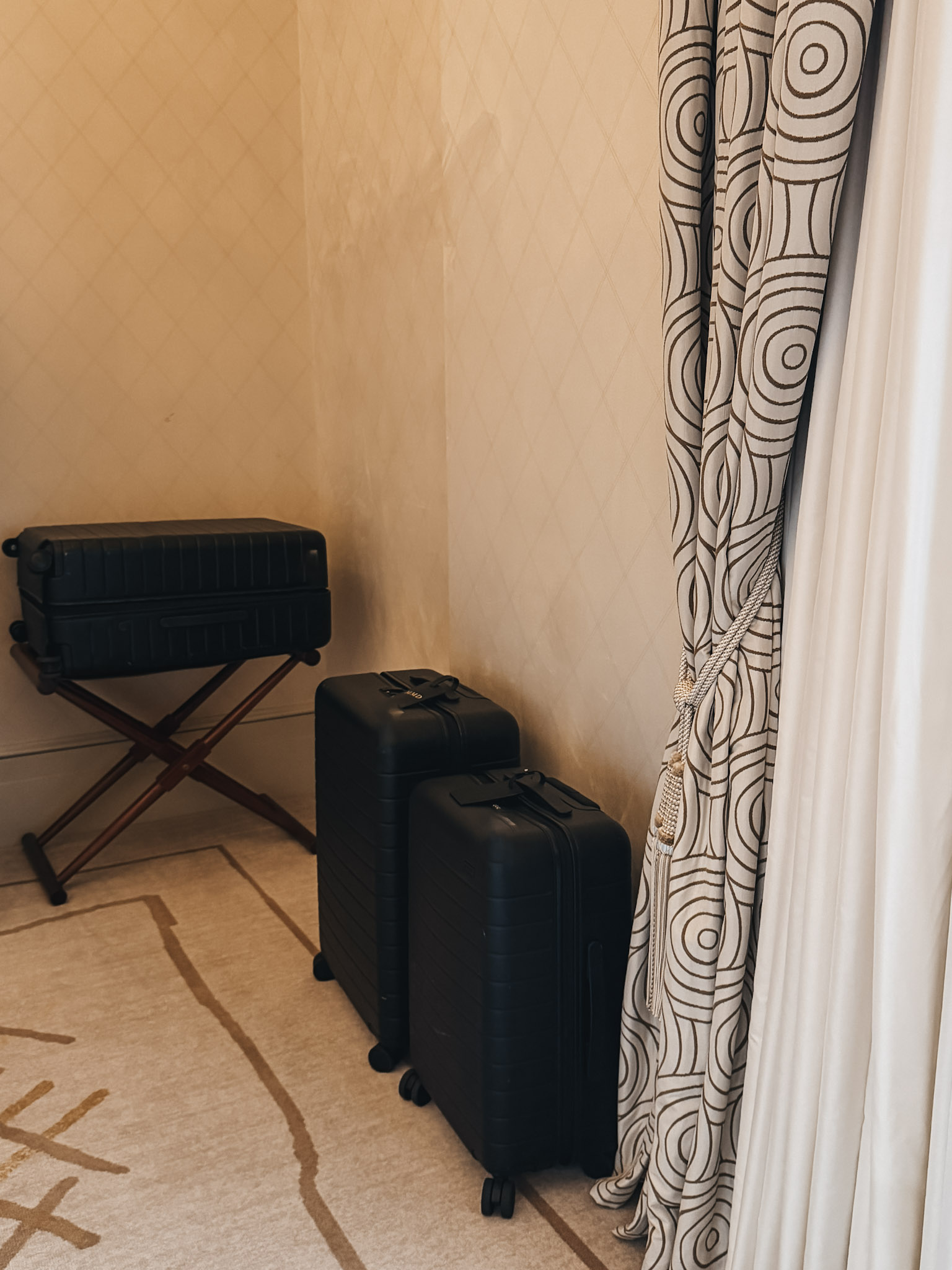 Away Luggage Review Away Luggage Review